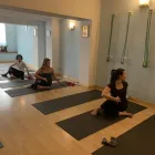 La imagen 9 de la Empresa BEYOGA PILATES & YOGA BARCELONA Yoga en Barcelona B