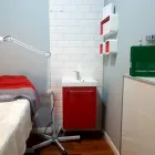 La imagen 2 de la Empresa BLOSSOM ESTETICA Y UÑAS (ARTURO SORIA) Pedicura en Madrid M
