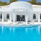 La imagen 3 de la Empresa BLUEMOON PROPERTY Inmobiliarias en Santa Eulària des Riu IB