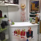 La imagen 4 de la Empresa CAPRITXOS Tiendas de Regalos en Barcelona B