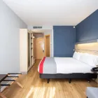 La imagen 11 de la Empresa HOLIDAY INN EXPRESS BARCELONA - SANT CUGAT Transportes y Turismo en Sant Cugat del Vallès B