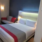 La imagen 20 de la Empresa HOLIDAY INN EXPRESS MADRID - ALCORCON Transportes y Turismo en Madrid M