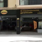 La imagen 1 de la Empresa MIDAS Tienda de Neumáticos en Palma de Mallorca IB