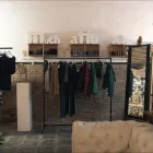 La imagen 5 de la Empresa MUCHAFIBRA TALLER COWORKING Y ACADEMIA CORTE CONFECCIÓN Marroquinería, Guarnicionería, Talabartería y Otros Artículos de Piel en Barcelona B