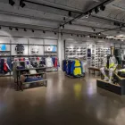 La imagen 5 de la Empresa NIKE STORE - LAS RAMBLAS Zapaterías en Barcelona B