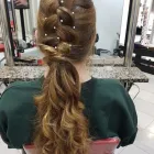 La imagen 7 de la Empresa PELUQUERÍA STYLE 27 Productos y Servicios de Cuidado Personal en Barcelona B