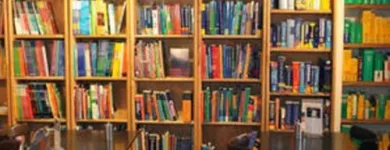 La imagen 7 de la Empresa AKZENT LIBRERÍA Y ESCUELA DE IDIOMAS Educación en Palma IB