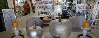 La imagen 6 de la Empresa BAMBOO GARDEN DECORATION Inmobiliaria y Reformas en Yuncler TO
