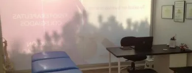 La imagen 6 de la Empresa CLÍNICA SAMPAYO Recuperacion Funcional Y Fisioterapia: Centros en Madrid M