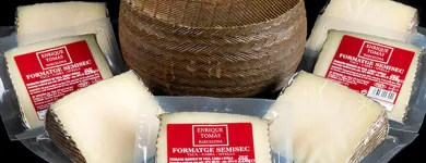 La imagen 32 de la Empresa ENRIQUE TOMÁS JAMON-TAPAS-VINO Tiendas y Productores de Alimentos en Sabadell B