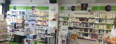 La imagen 6 de la Empresa FARMACIA RAMIREZ VENCE Salud y Medicina en Villanueva de la Cañada M