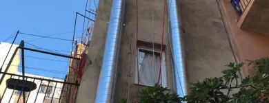 La imagen 5 de la Empresa HERNÁNDEZ VERTICAL, TRABAJOS DE ALTURA Y DE DIFÍCIL ACCESO SIN ANDAMIO Inmobiliaria y Reformas en Rubí B