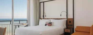 La imagen 7 de la Empresa HOTEL RIOMAR, IBIZA, A TRIBUTE PORTFOLIO HOTEL Transportes y Turismo en Santa Eulalia del Río IB