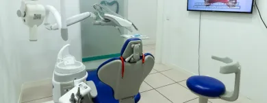 La imagen 1 de la Empresa STUDIO DENTAL Salud y Medicina en Toledo TO