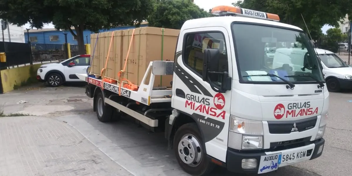 La imagen 12 de la Empresa GRÚAS MIANSA
