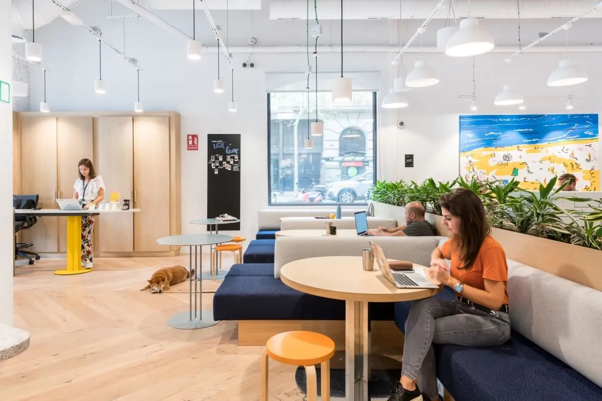 La imagen 11 de la Empresa WEWORK DIAGONAL 444