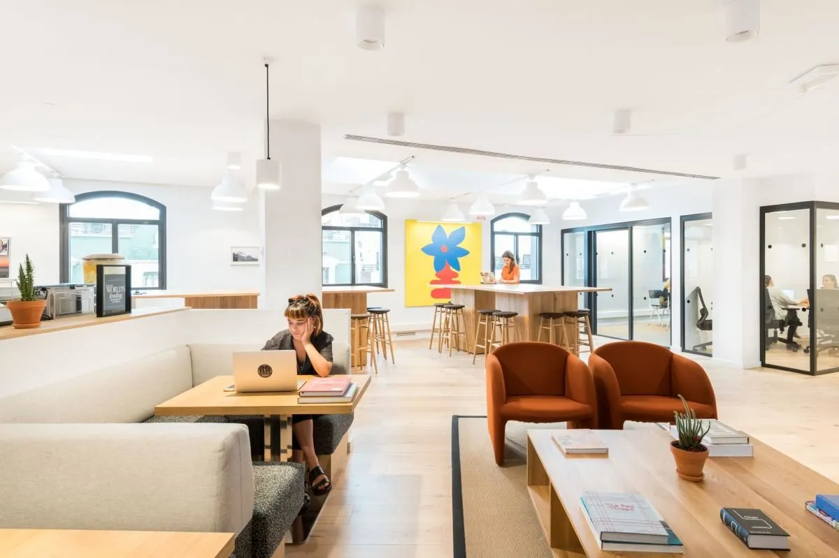 La imagen 15 de la Empresa WEWORK DIAGONAL 444