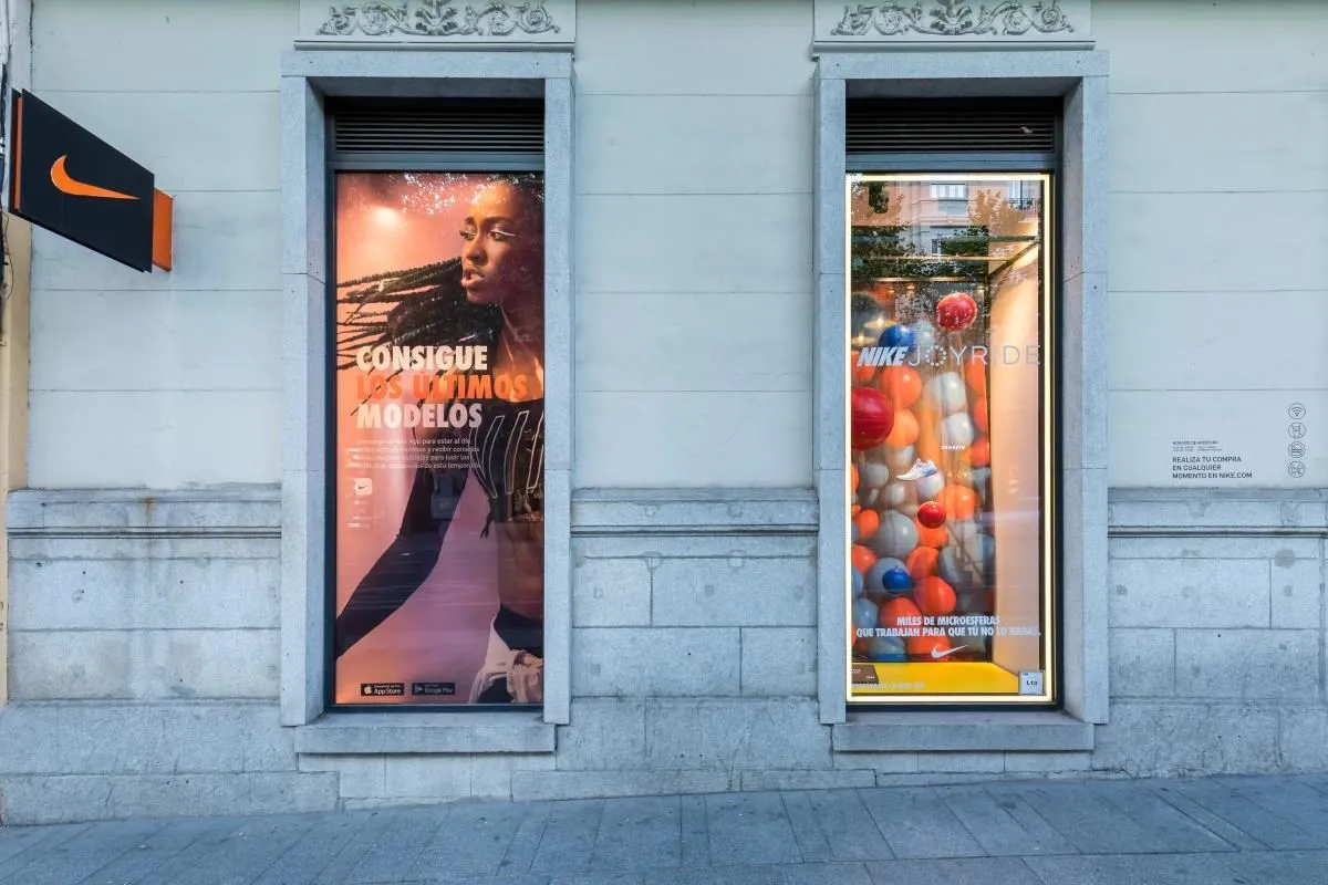 La imagen 2 de la Empresa NIKE STORE SERRANO