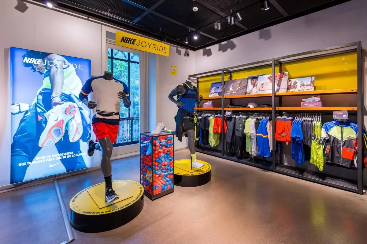 La imagen 7 de la Empresa NIKE STORE SERRANO